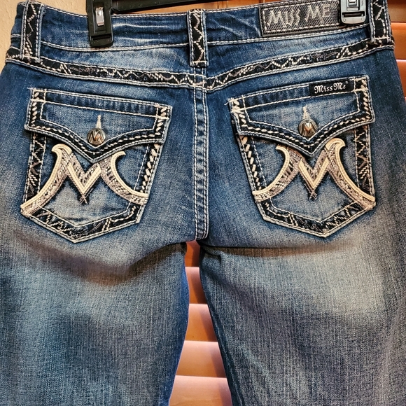 Miss Me jeans size 28 Easy Boot - Picture 3 of 10